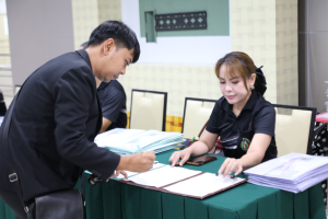 โครงการพัฒนาศักยภาพครูประจำการและครูพี่เลี้ยงให้มีคุณลักษณะของ Strong Teacher